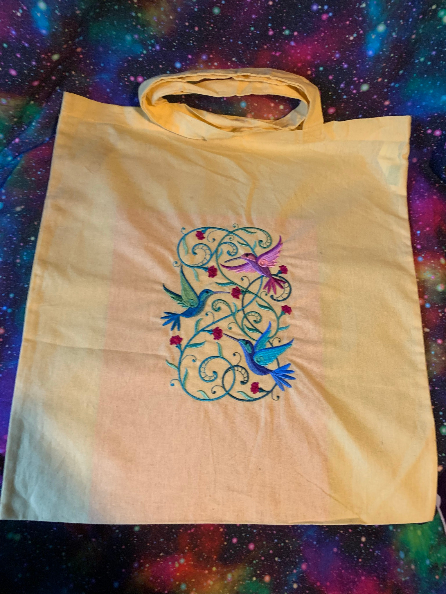 Hummingbird potpourri shopper