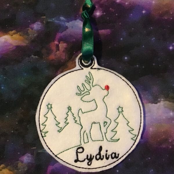 Reindeer Globe - Image 3