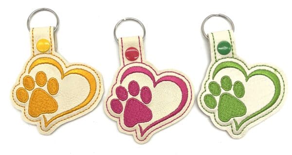 Pawprint heart keyfob