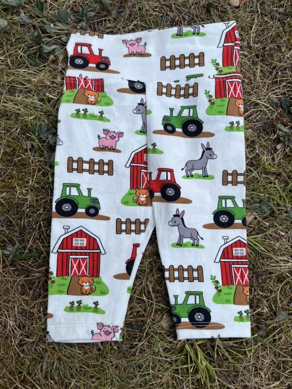 Ladybug Leggings: Farm 3-6m
