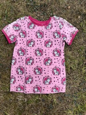 Stardust shirt: Unicorns 4-5 years