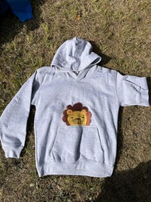Lion Peeking Hoody 9-11 years