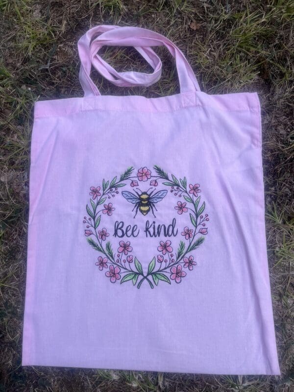 Bee Kind Shopper