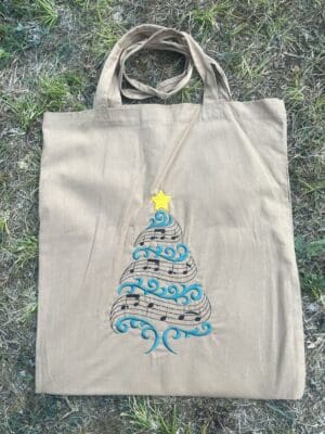 Noteworthy Christmas Tree Shopper