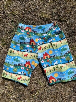 Tupelo Shorts: Quilted Farm 3 years